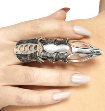 Gothic Finger Armour